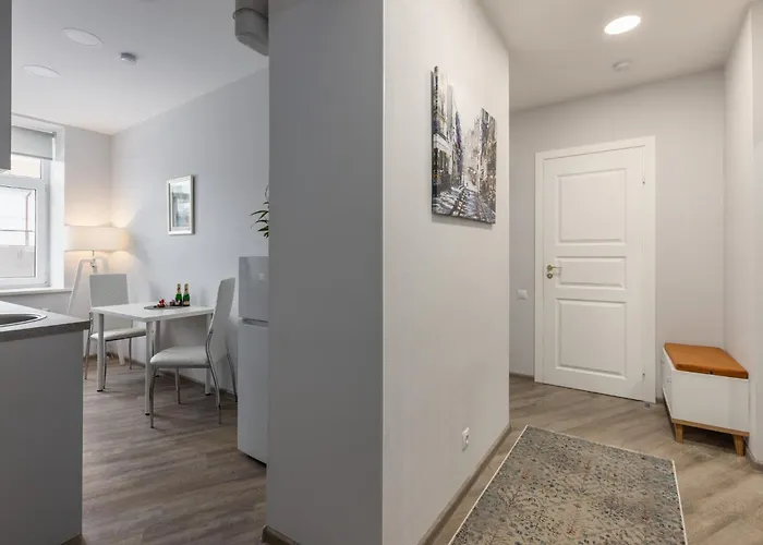 In A Renovated Property, 30 M2 Apartment *