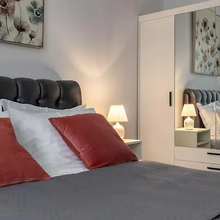 In A Renovated Property, 30 M2 Riga